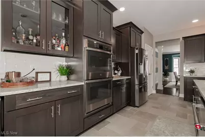 12430 Willshire Lane, Chardon, OH 44024 - Photo 8