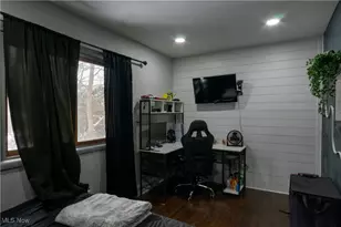 427 Catalina Dr, New Franklin, OH 44319 - Photo 12