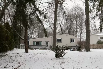 427 Catalina Drive, New Franklin, OH 44319 - Photo 2