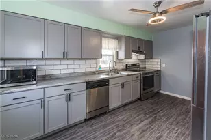 33 Pierce Ave, Cuyahoga Falls, OH 44221 - Photo 18