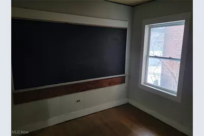 1263 W Waterloo Road, Akron, OH 44314 - Photo 8