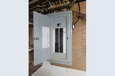 1263 W Waterloo Road, Akron, OH 44314 - Photo 18