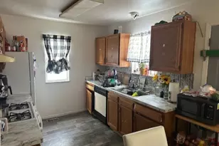 520 Kenmore Ave, Youngstown, OH 44511 - Photo 2