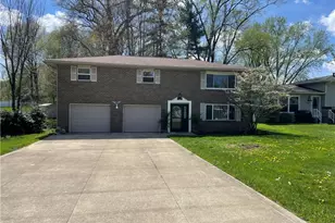 3467 Briardale Dr, Massillon, OH 44646 - Photo 2