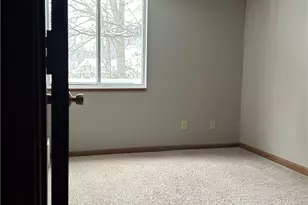 6231 Hidden Creek Dr, Lorain, OH 44053 - Photo 14