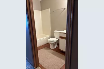 6231 Hidden Creek Drive #233, Lorain, OH 44053 - Photo 12