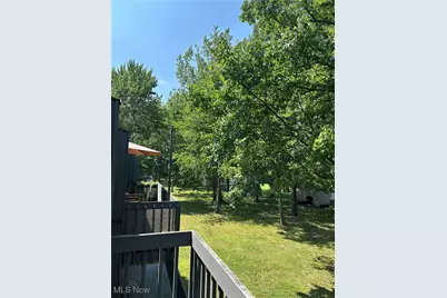 6231 Hidden Creek Drive #233, Lorain, OH 44053 - Photo 20