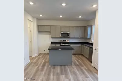 23429 Kims Trail, Columbia Station, OH 44028 - Photo 8