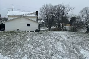 45580 Summit Ave, Caldwell, OH 43724 - Photo 2