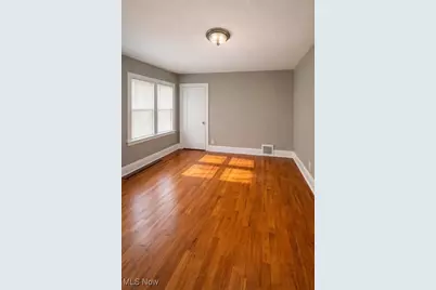 676-678 E 91st Street, Loveland, OH 44108 - Photo 8