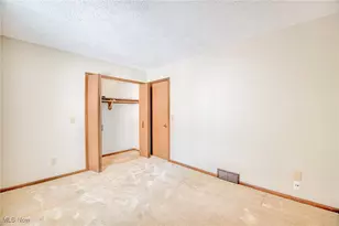 6218 Center St, Mentor, OH 44060 - Photo 16