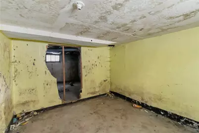 2910 Caroline Avenue, Lorain, OH 44055 - Photo 28
