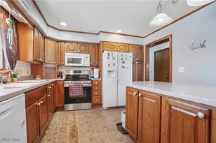 1601 Raywood Rd, Alliance, OH 44601 - Photo 12