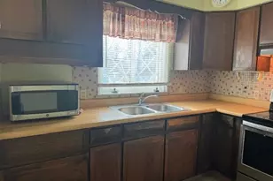 288 Sky View Dr, Weirton, WV 26062 - Photo 6