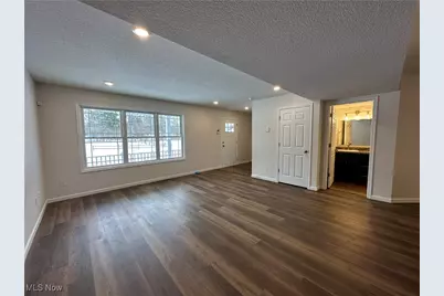 970 Bonnie Brae Avenue, Youngstown, OH 44511 - Photo 6