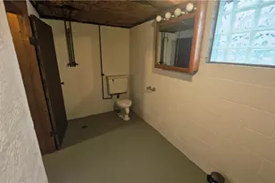 204 Grandview Ave, Tiltonsville, OH 43963 - Photo 38