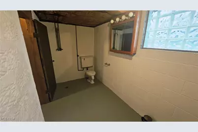 204 Grandview Avenue, Tiltonsville, OH 43963 - Photo 42