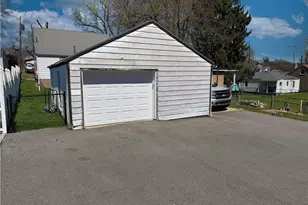 618 Garner Ave, East Liverpool, OH 43920 - Photo 4