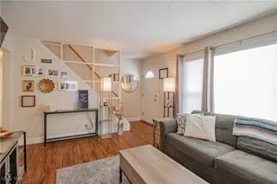 2370 Schubert St, Cuyahoga Falls, OH 44221 - Photo 4