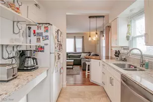 2370 Schubert St, Cuyahoga Falls, OH 44221 - Photo 8