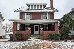 911 Ridge Rd NW, Canton, OH 44703 - Photo 1