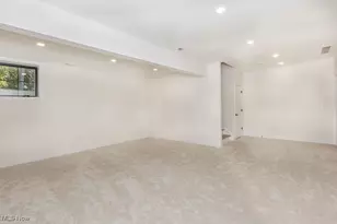 29549 N Hilltop Rd, Orange, OH 44022 - Photo 48