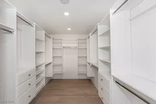 29549 N Hilltop Rd, Orange, OH 44022 - Photo 40