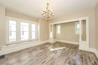 2091 W 100th Street, Loveland, OH 44102 - Photo 2