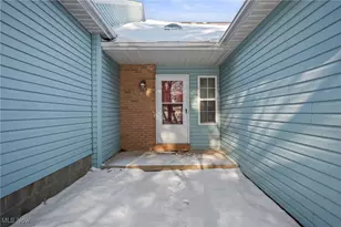 2199 Kelty Ct, Akron, OH 44312 - Photo 2