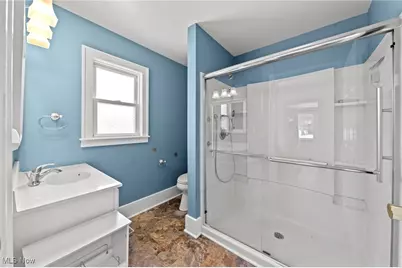 1368 Vane Avenue, Akron, OH 44310 - Photo 6