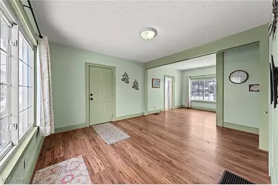 1368 Vane Avenue, Akron, OH 44310 - Photo 4