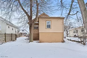 1368 Vane Ave, Akron, OH 44310 - Photo 22