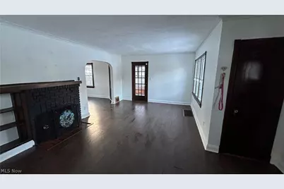 55 Sunnycliff Drive, Euclid, OH 44123 - Photo 2