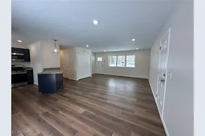 1275 S Meridian Road, Youngstown, OH 44511 - Photo 4