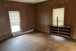 329 S Market St, Amsterdam, OH 43903 - Photo 10
