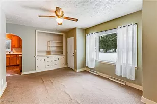 3240 Oak St Ext, Youngstown, OH 44505 - Photo 8