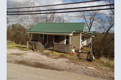 718 Cisler Drive, Marietta, OH 45750 - Photo 2