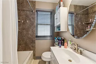 2737 N Jefferson Blvd, Lorain, OH 44052 - Photo 6