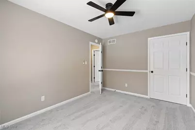 410 Columbine Avenue, Akron, OH 44312 - Photo 22