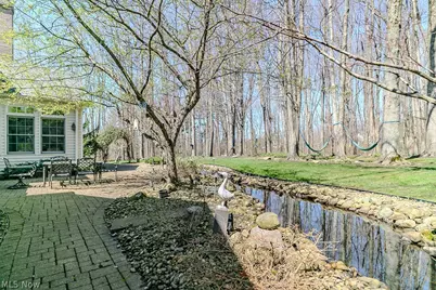 8600 Tamarack Trail, Chagrin Falls, OH 44023 - Photo 40