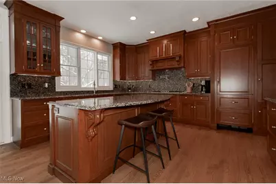 8600 Tamarack Trail, Chagrin Falls, OH 44023 - Photo 6