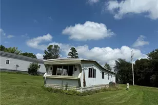 201 Pear St, Bethesda, OH 43719 - Photo 8