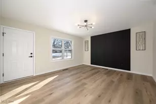 3666 Hiwood Ave, Stow, OH 44224 - Photo 4