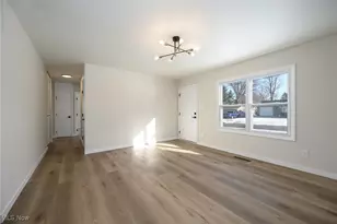 3666 Hiwood Ave, Stow, OH 44224 - Photo 6