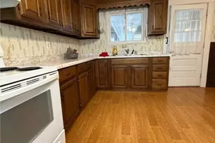 1627 Hay Ave, Coshocton, OH 43812 - Photo 6