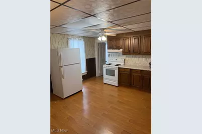 1627 Hay Avenue, Coshocton, OH 43812 - Photo 4
