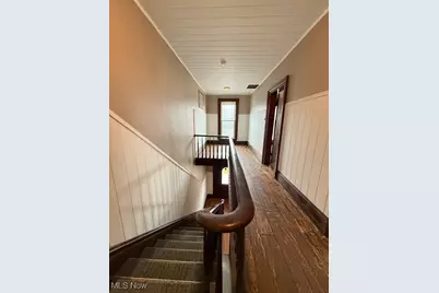 208 N Clay Street -B, Millersburg, OH 44654 - Photo 6