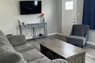 4772 Lake Rd E, Geneva, OH 44041 - Photo 4