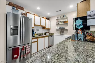 729 Villa Dr, Ontario, OH 44906 - Photo 16