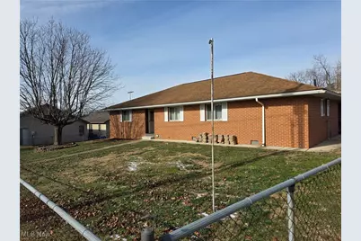 1307 Cobo Lane, Cambridge, OH 43725 - Photo 2